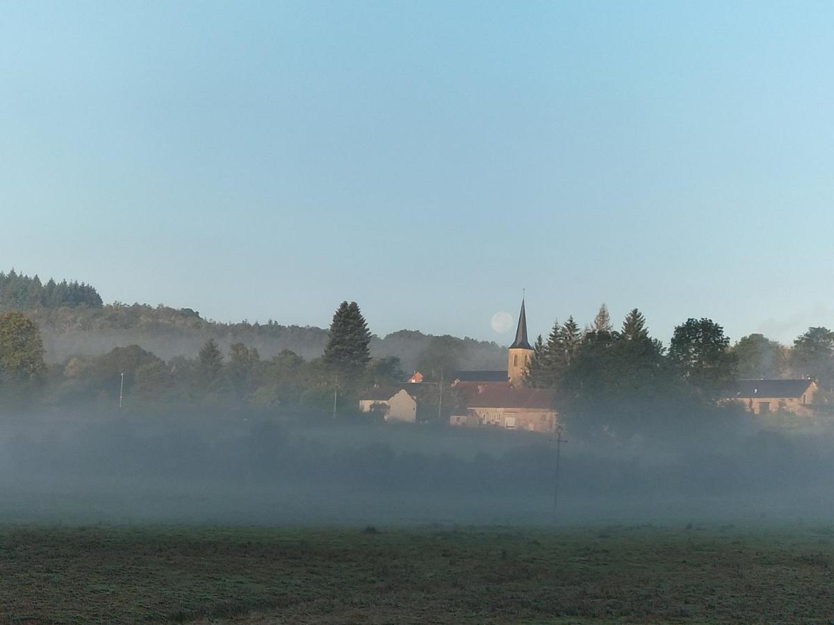 Les Chaumes Villa Villiers-en-Morvan Exterior photo